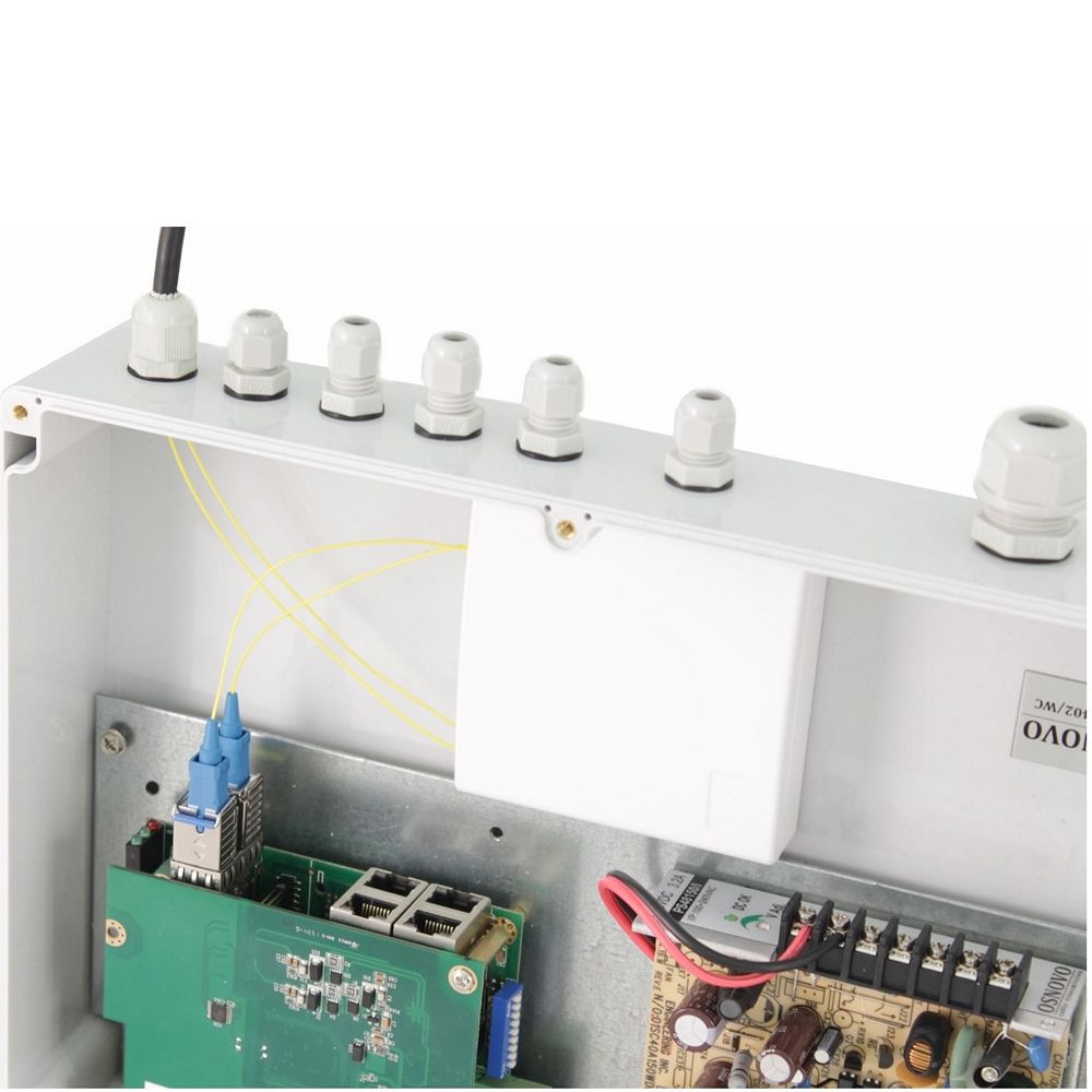 Уличный 4-портовый PoE коммутатор SW-60402/WC Gigabit Ethernet