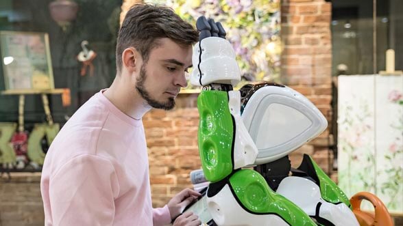 Робот-дезинфектор в муниципальные и мед учреждения