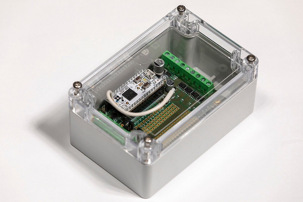 Z-Uno Shield — Многофункциональное Z-Wave устройство в герметичном корпусе