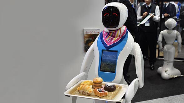 Робот для гостиницы